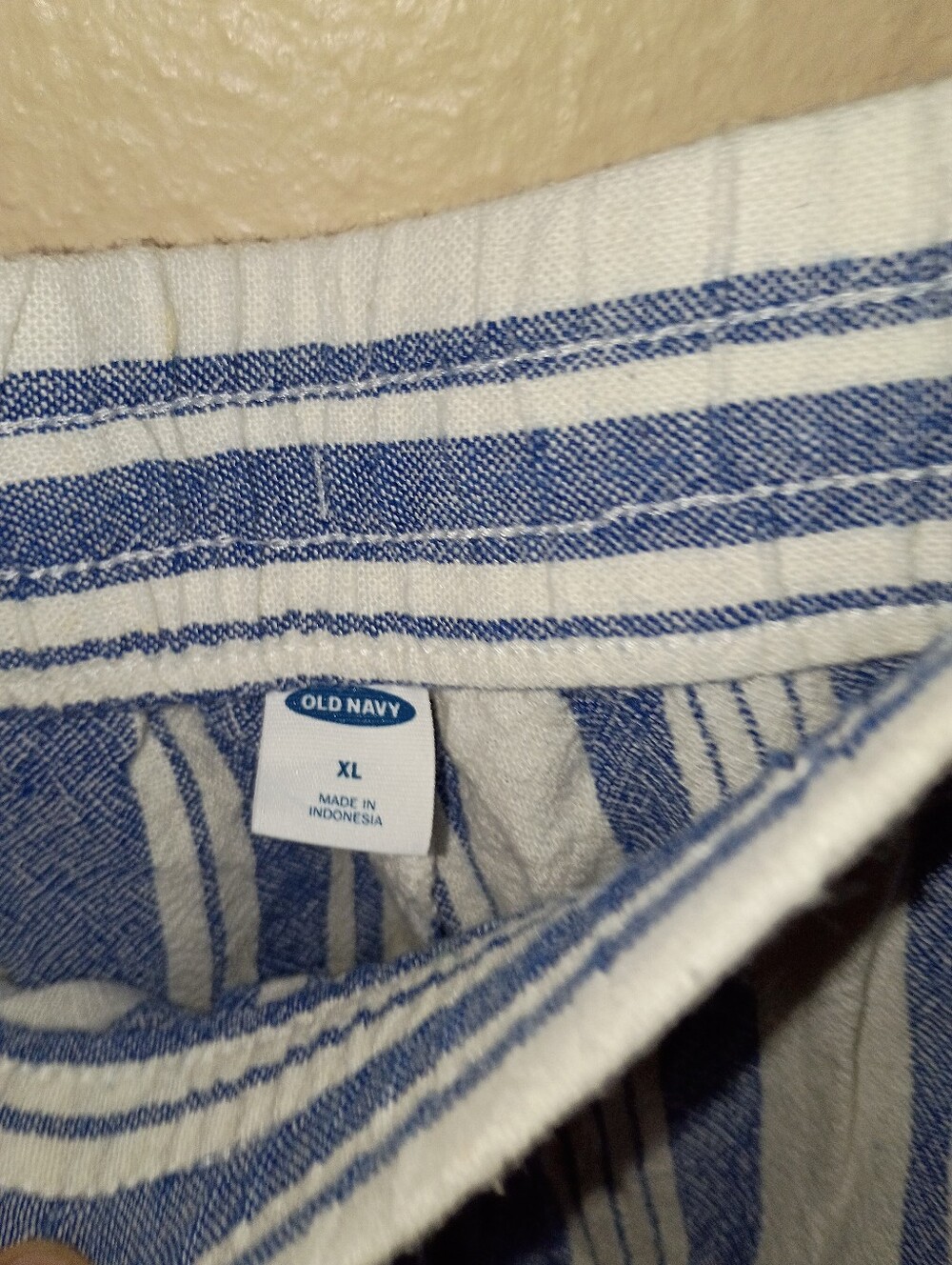 Old Navy Blue and White Striped Wide-Leg Pants - Picture 4 of 4